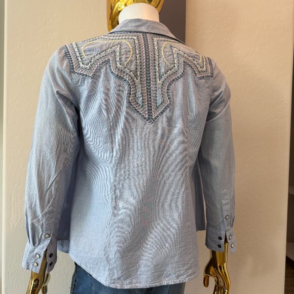 Ryan Micheal Chambray Shirt Large - Picture 5 of 11